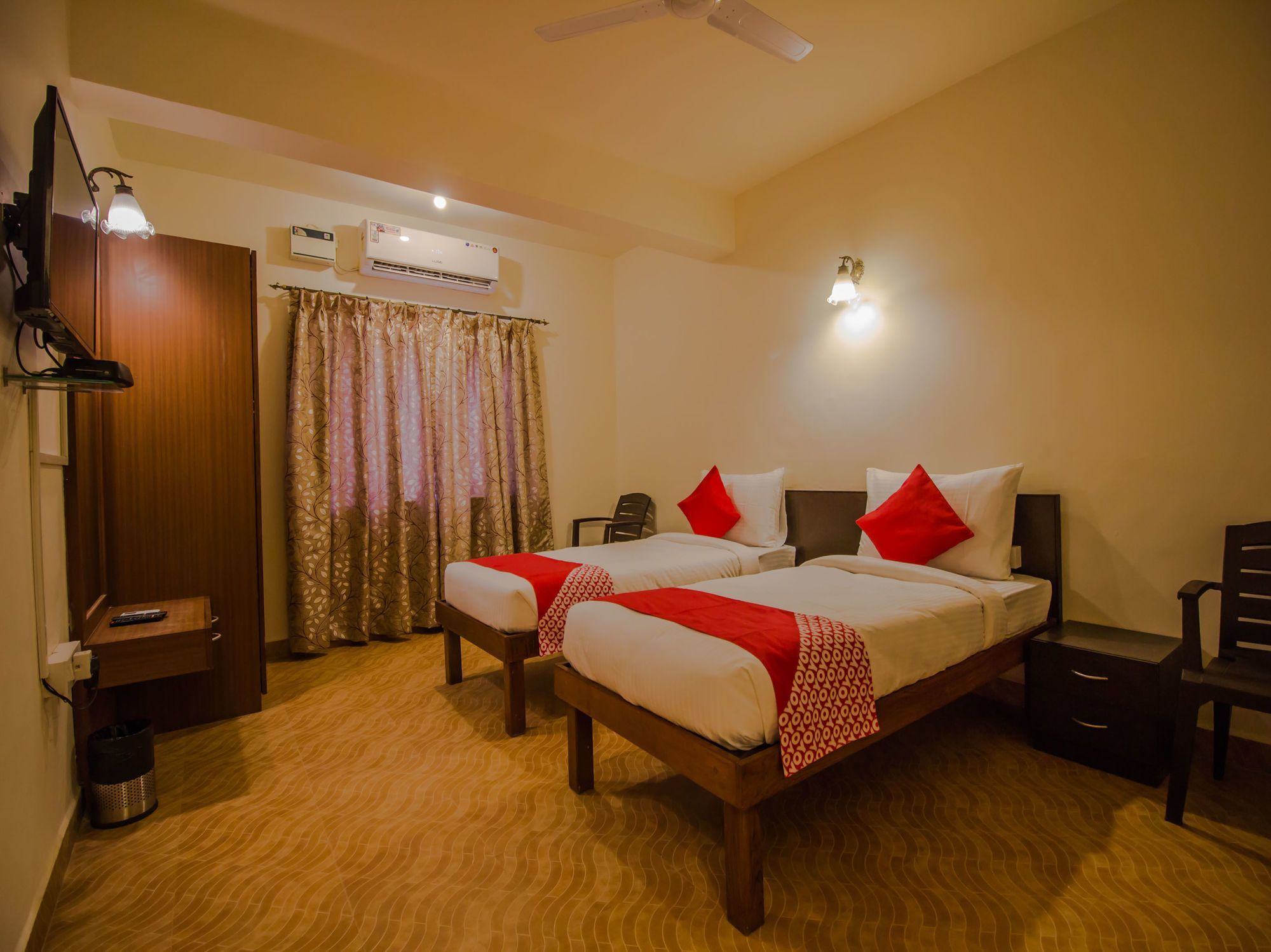 Oyo Flagship 13853 Shruti Resort Calangute Extérieur photo